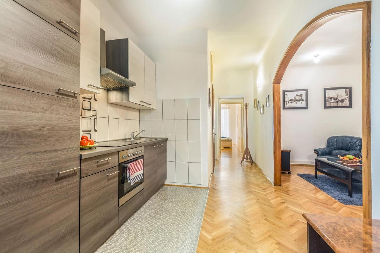 Apartment Juna リエカ エクステリア 写真